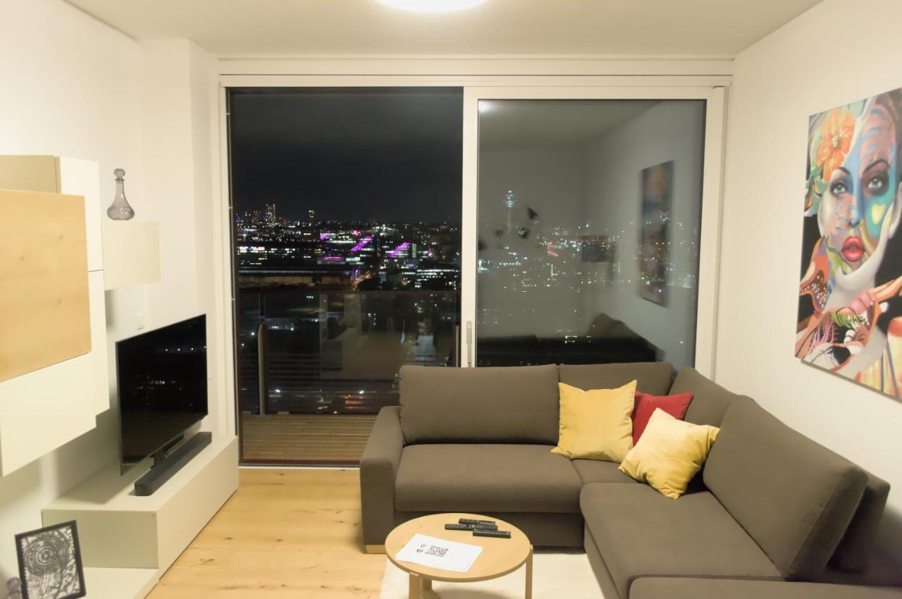 Triiiple Suites Level 21 Mit Balkon Und Tiefgarage Vienna Esterno foto